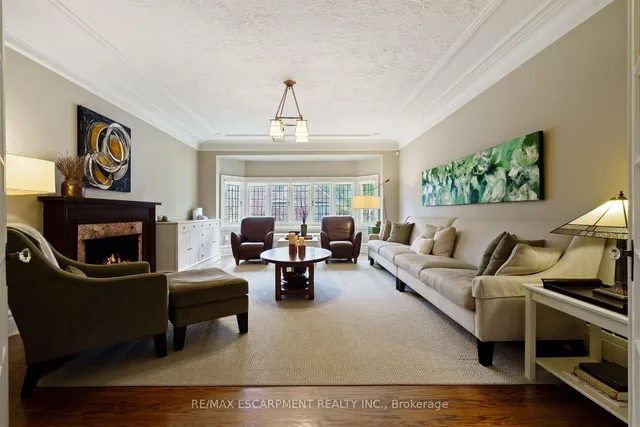 Additional property image - 2 Oak Knoll Dr