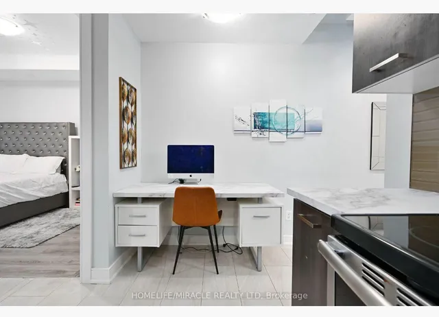 Additional property image - 150 Main St Unit 715