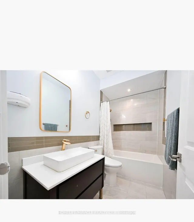 Additional property image - 150 Main St Unit 715
