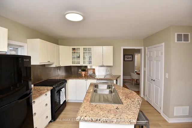 Additional property image - 364 Charlton Ave