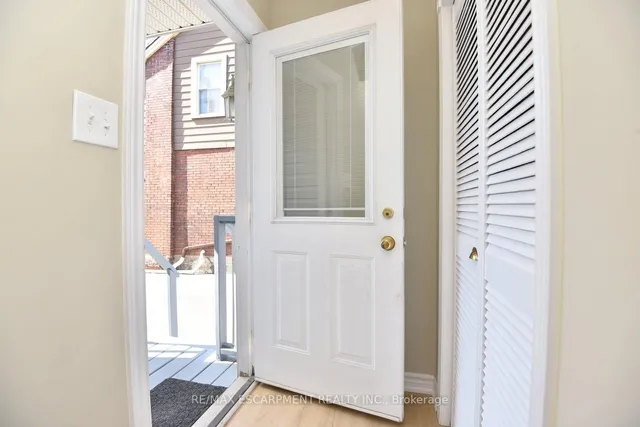 Additional property image - 364 Charlton Ave