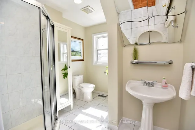 Additional property image - 364 Charlton Ave