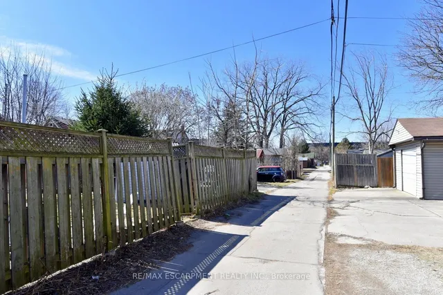 Additional property image - 364 Charlton Ave