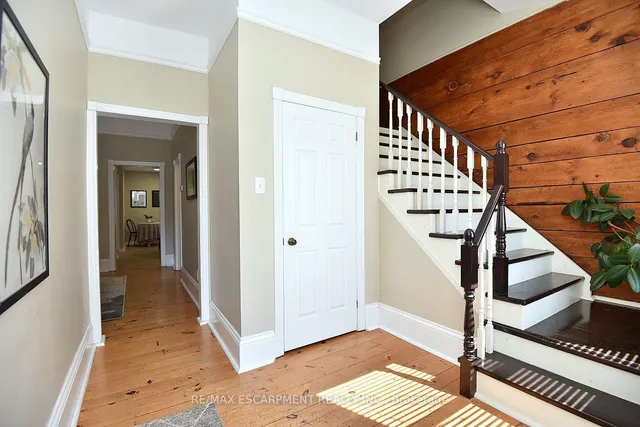 Additional property image - 364 Charlton Ave