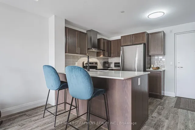 Additional property image - 1 Redfern Ave Unit 215