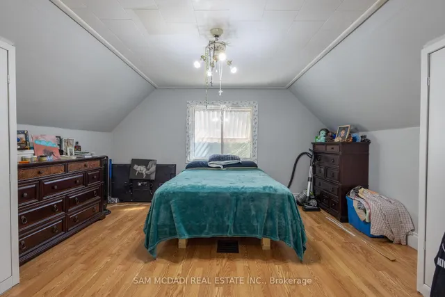 Additional property image - 867 Jerseyville Rd