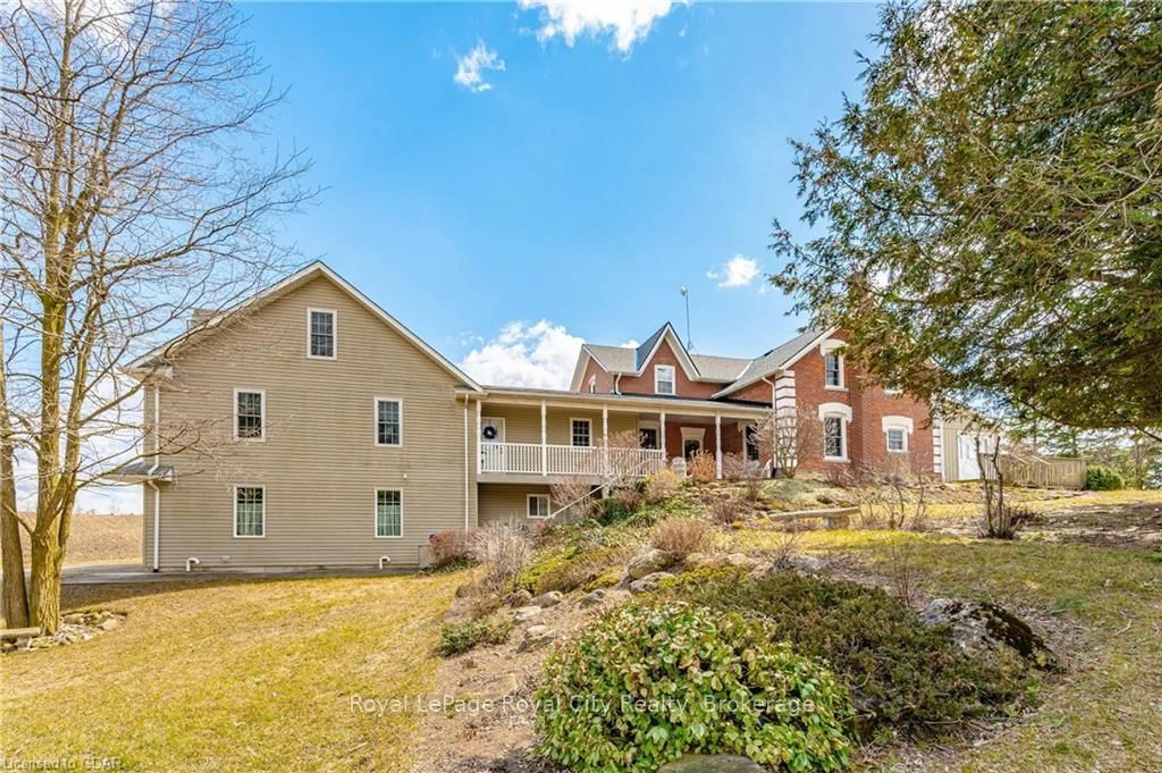 A pic from outside/outdoor area/front of a property/back of a property/a pic from drone, unknown for 5830 Fourth Line, Guelph/Eramosa Ontario N0B 2K0