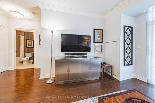 Additional property image - 125 Wilson St Unit 107