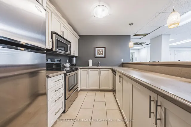 Additional property image - 125 Wilson St Unit 107