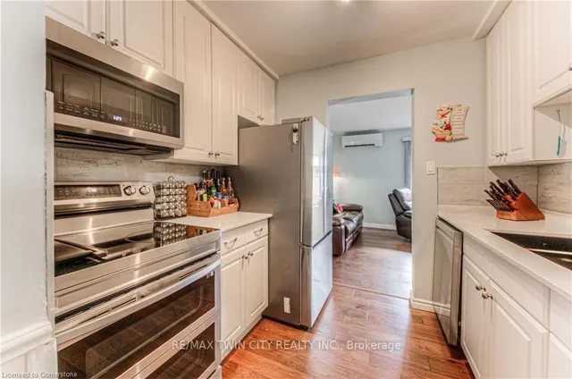 Additional property image - 26 Cedarhill Cres