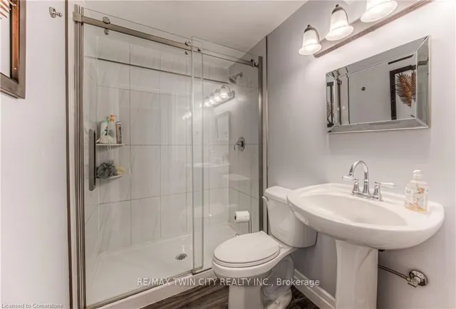 Additional property image - 26 Cedarhill Cres