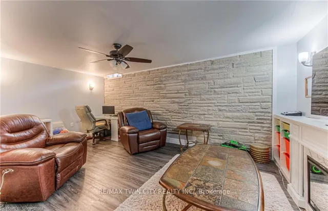 Additional property image - 26 Cedarhill Cres