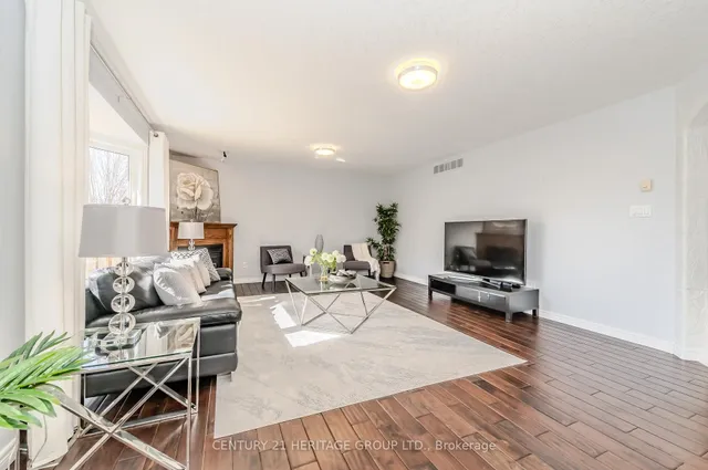 Additional property image - 218 Hawkswood Dr