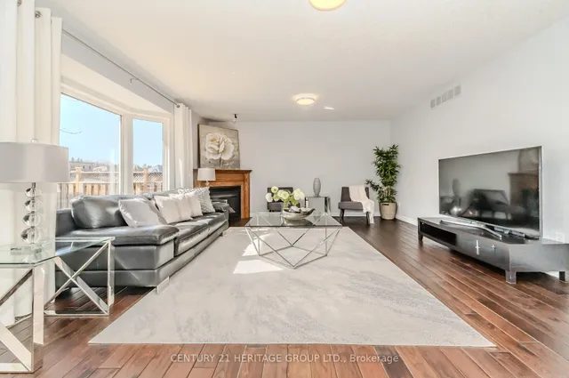 Additional property image - 218 Hawkswood Dr