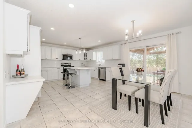 Additional property image - 218 Hawkswood Dr