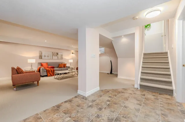 Additional property image - 218 Hawkswood Dr
