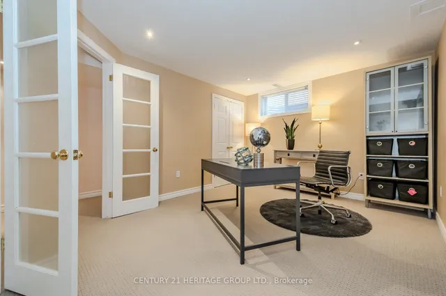 Additional property image - 218 Hawkswood Dr