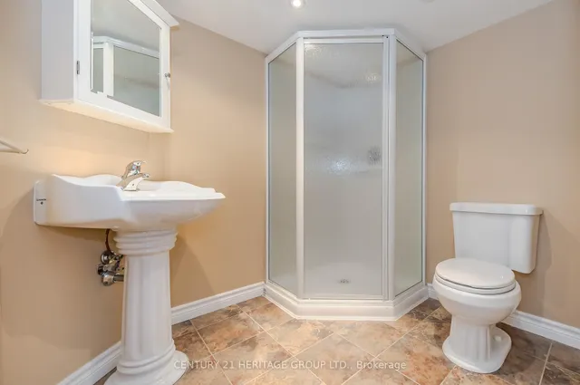 Additional property image - 218 Hawkswood Dr