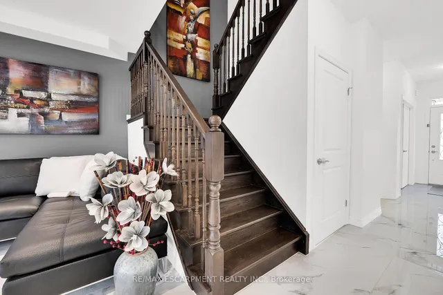 Additional property image - 134 Shoreview Pl