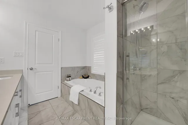 Additional property image - 134 Shoreview Pl