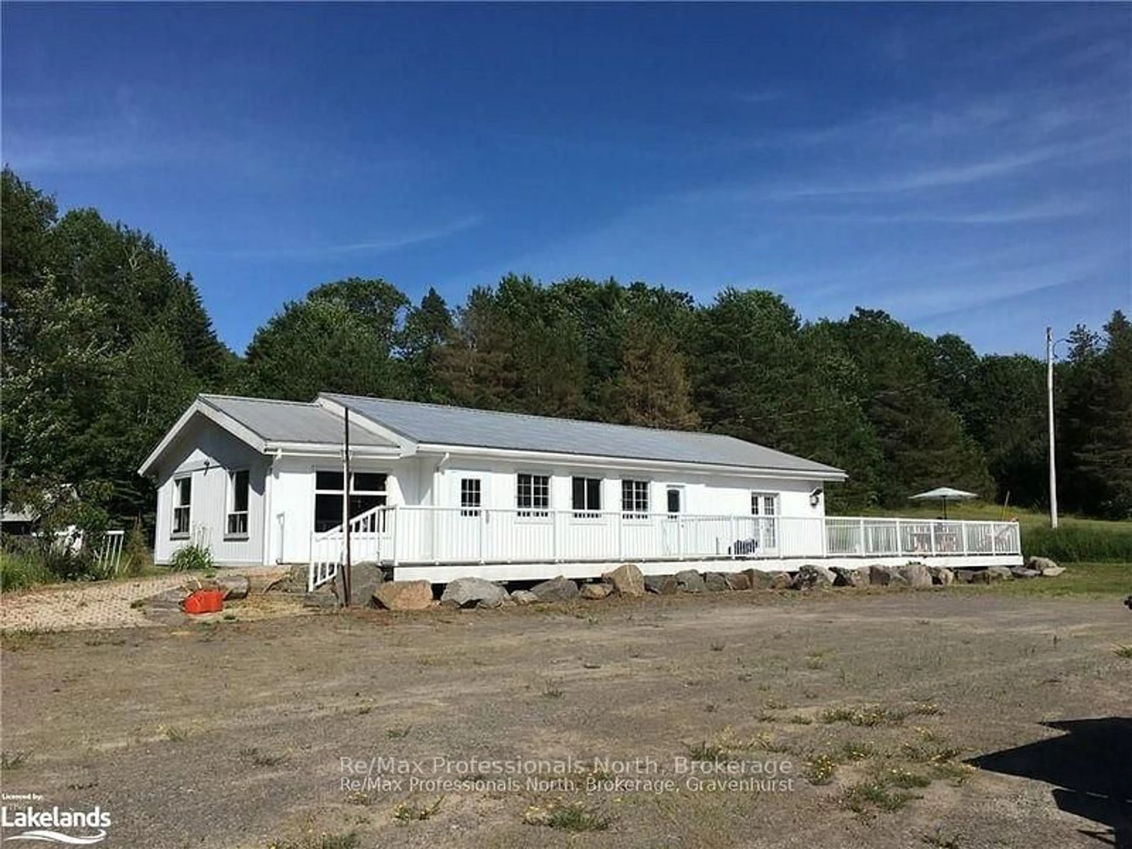 A pic from outside/outdoor area/front of a property/back of a property/a pic from drone, building for 2180-2186 141 Highway, Muskoka Lakes Ontario P0B 1M0