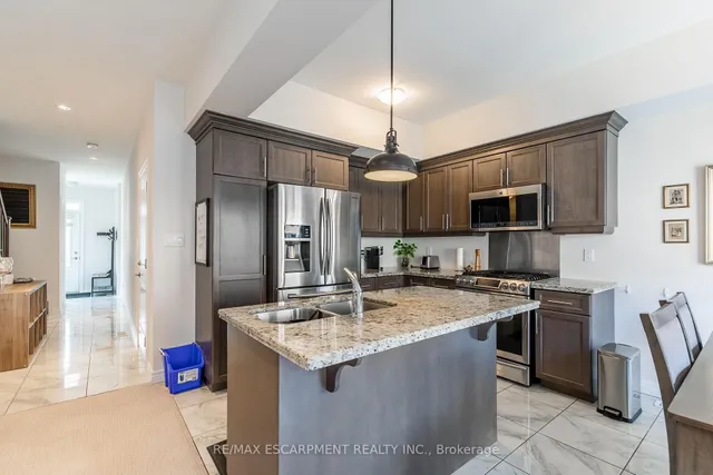 Additional property image - 98 Shoreview Pl Unit 45