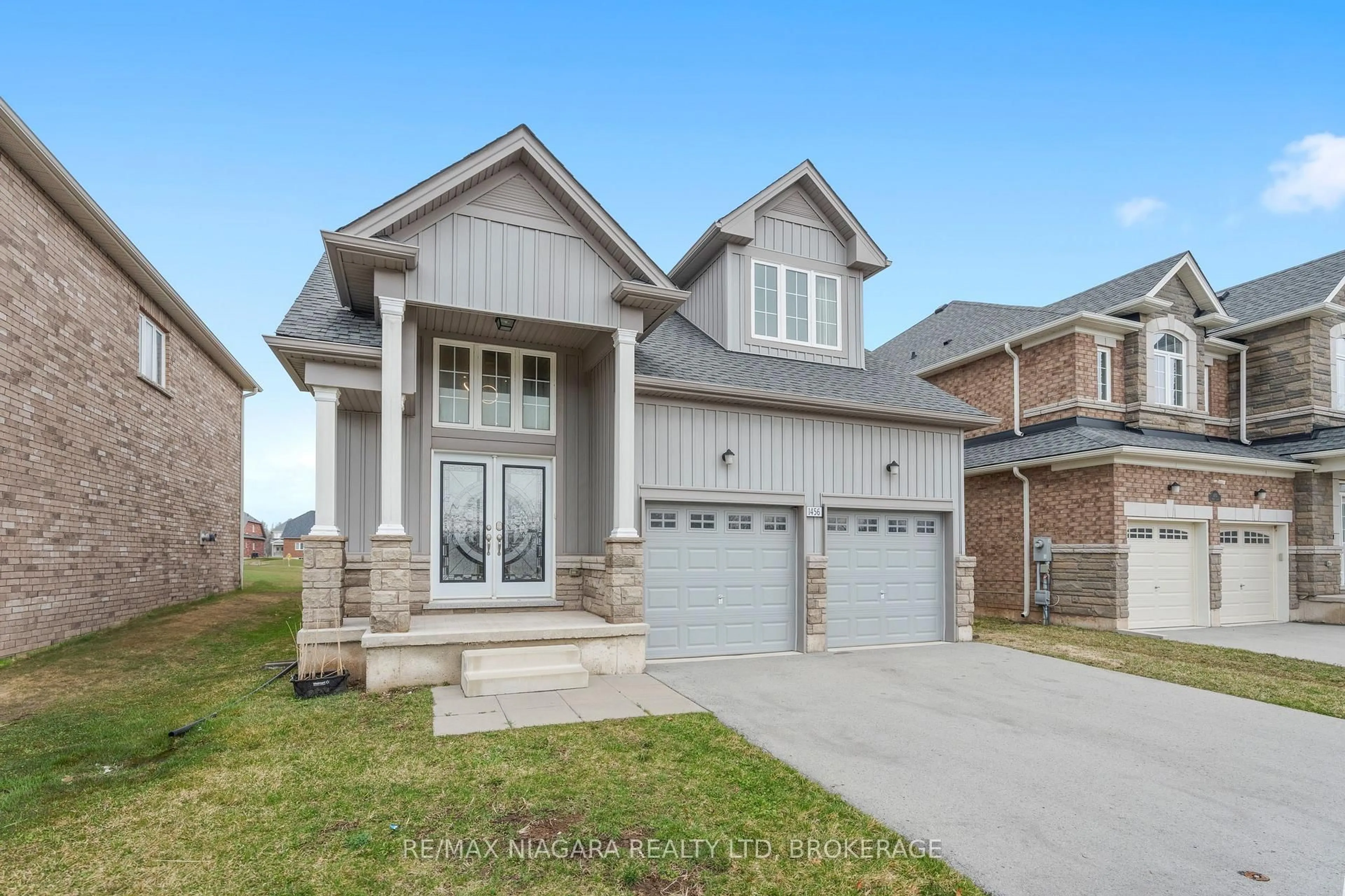 Home with brick exterior material, street for 1456 Sharon Dr, Fort Erie Ontario L2A 0C8