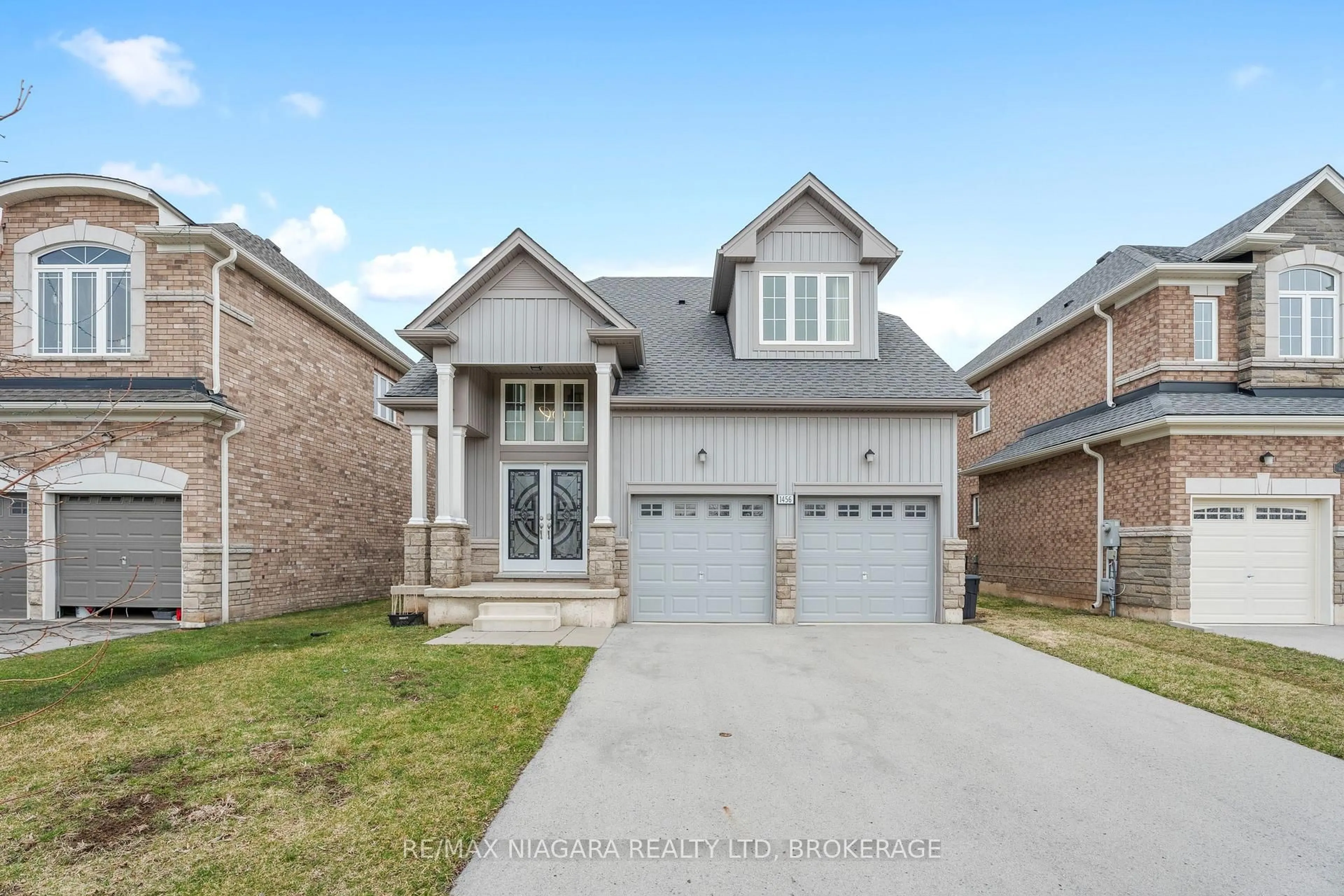 Home with brick exterior material, street for 1456 Sharon Dr, Fort Erie Ontario L2A 0C8