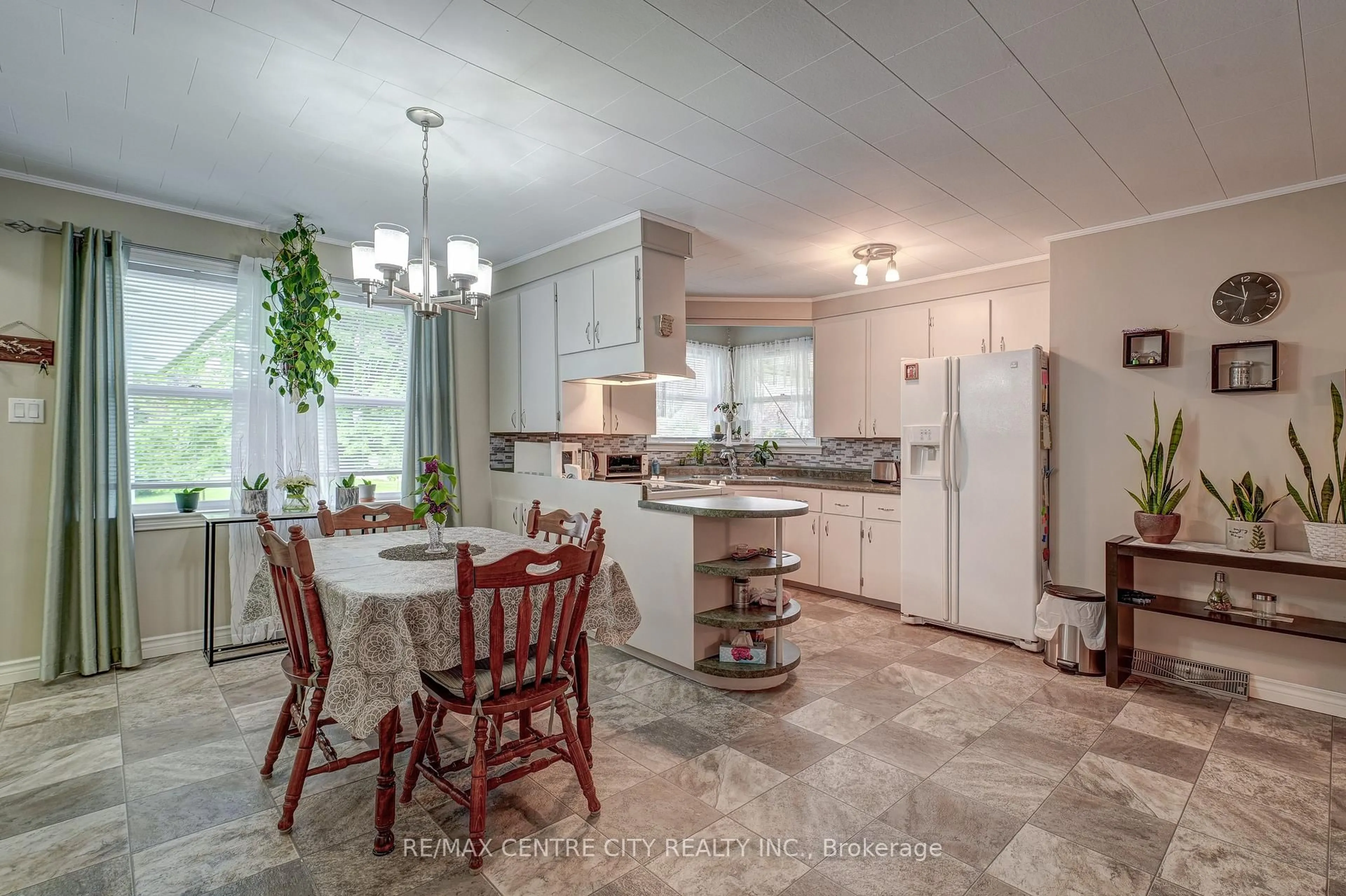 Open concept kitchen, ceramic/tile floor for 4889 Plank Rd, Bayham Ontario N0J 1Z0