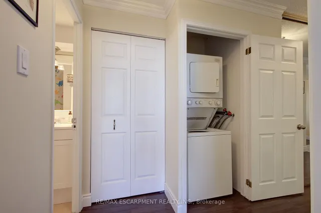 Additional property image - 222 Jackson St Unit 1406