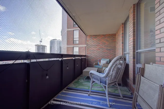 Additional property image - 222 Jackson St Unit 1406