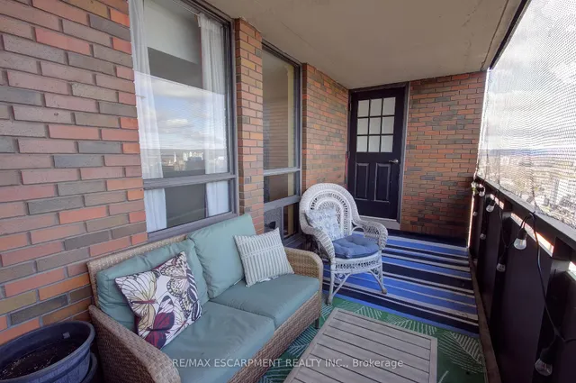 Additional property image - 222 Jackson St Unit 1406