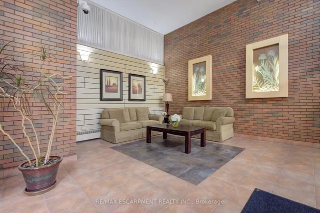 Additional property image - 222 Jackson St Unit 1406