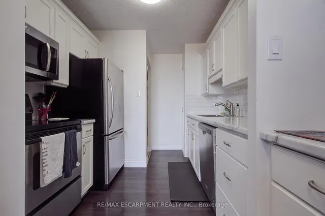 Additional property image - 222 Jackson St Unit 1406