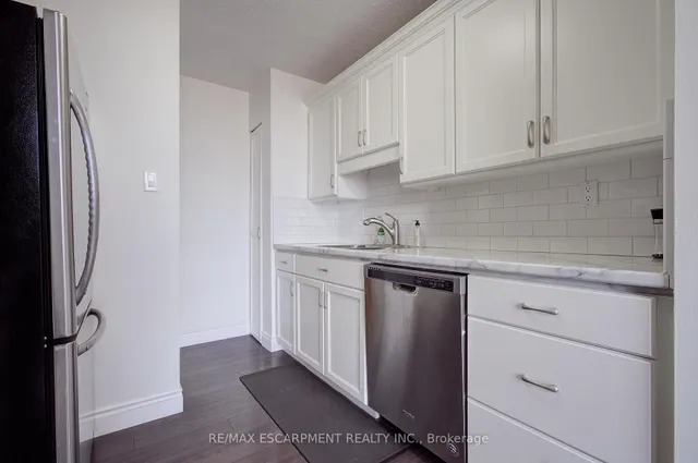 Additional property image - 222 Jackson St Unit 1406