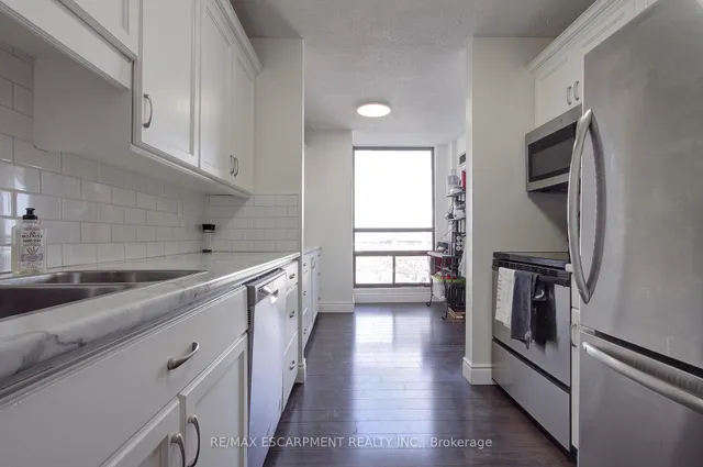 Additional property image - 222 Jackson St Unit 1406