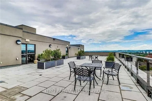 Additional property image - 427 Aberdeen Ave Unit 301