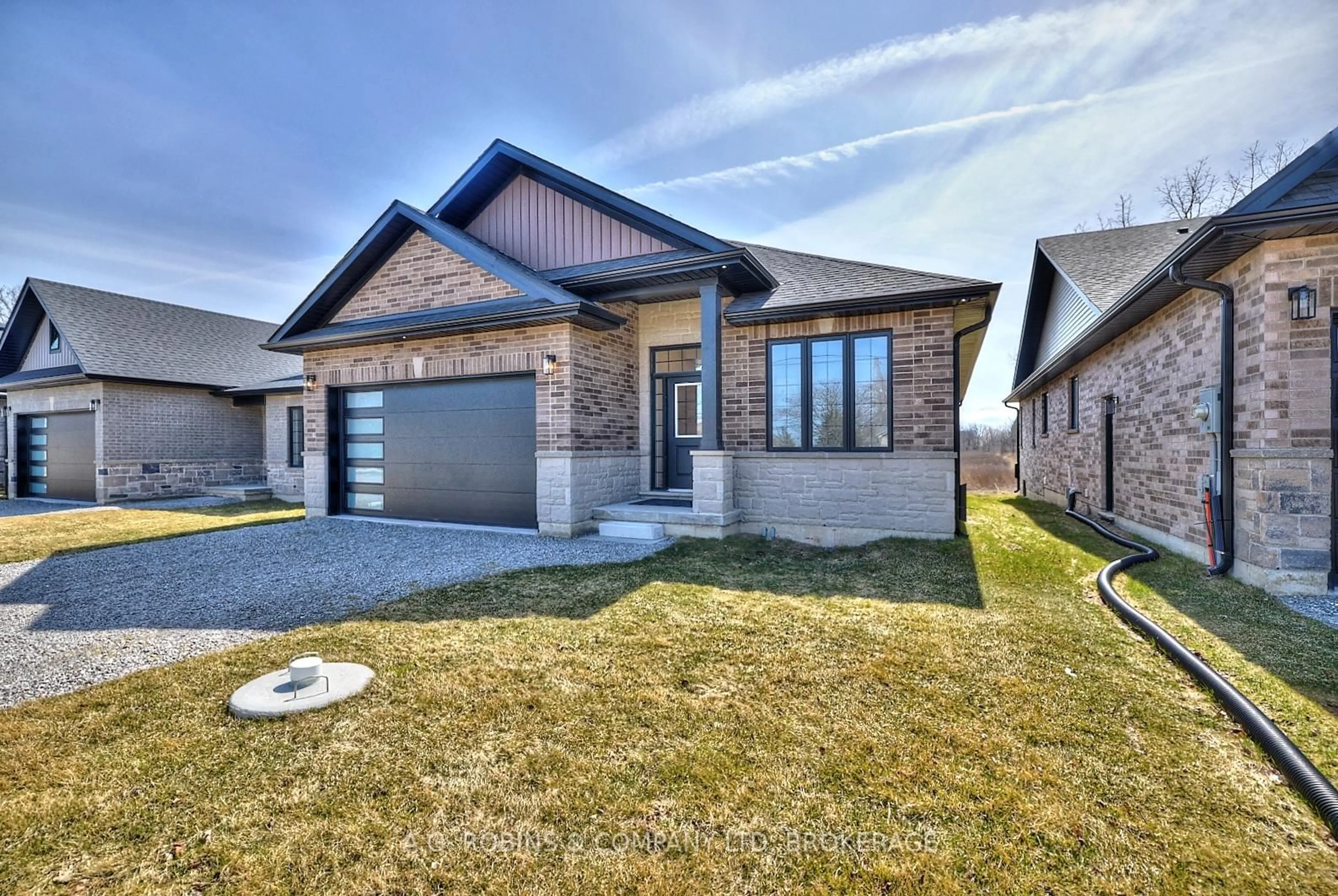 Home with brick exterior material, street for 4120 Fly Rd, Lincoln Ontario L0R 2C0
