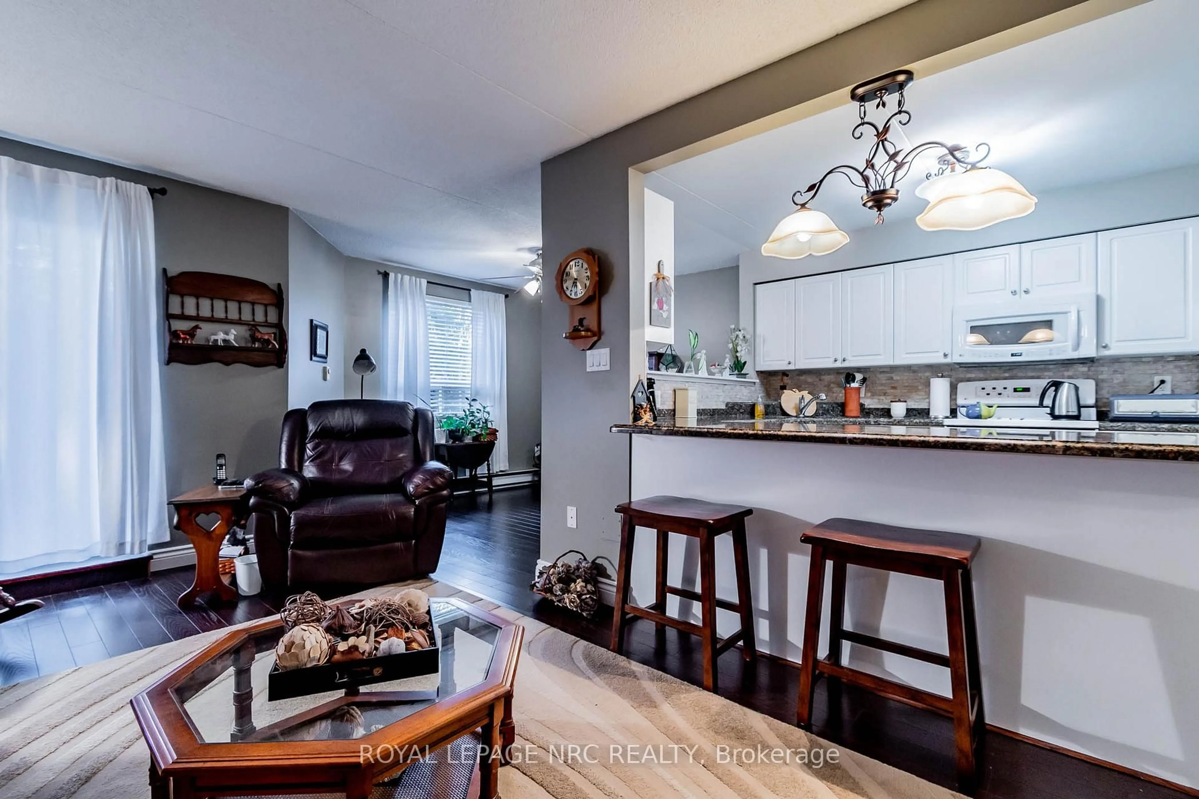 Open concept kitchen, unknown for 4658 Drummond Rd #230, Niagara Falls Ontario L2E 7E1