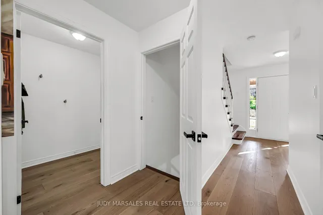 Additional image 21 of 6 Tinder Lane