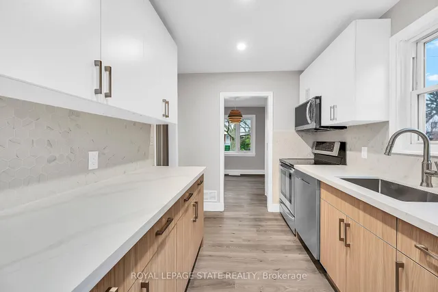 Additional property image - 44 West 4th St