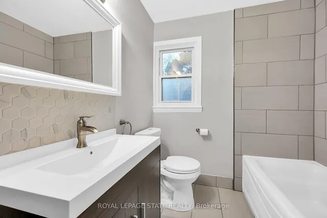 Additional property image - 44 West 4th St