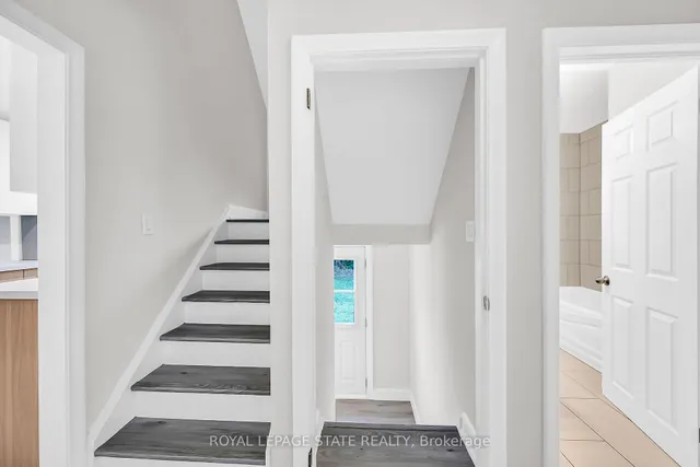 Additional property image - 44 West 4th St