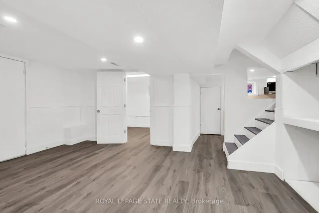 Additional property image - 44 West 4th St
