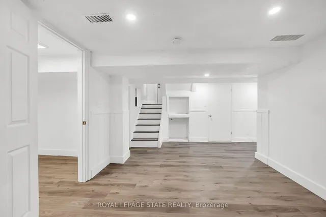 Additional property image - 44 West 4th St