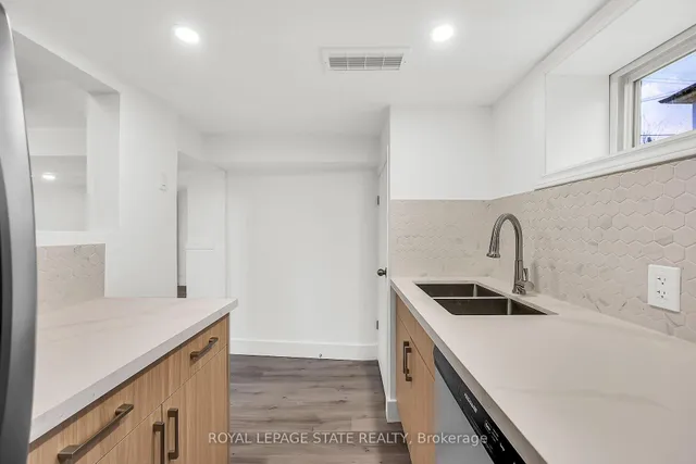 Additional property image - 44 West 4th St