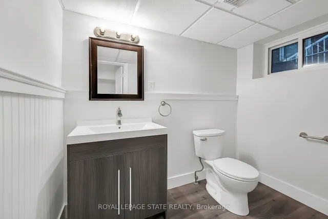 Additional property image - 44 West 4th St