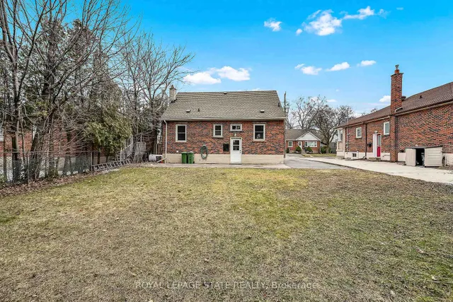 Additional property image - 44 West 4th St