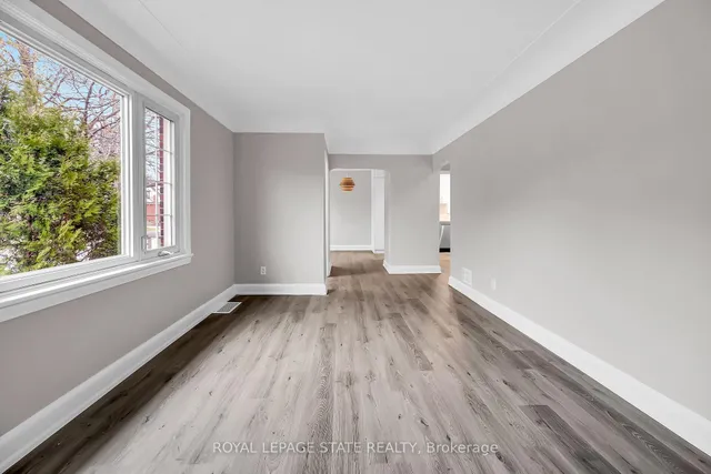 Additional property image - 44 West 4th St