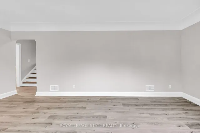 Additional property image - 44 West 4th St